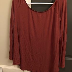 Off the shoulder piko